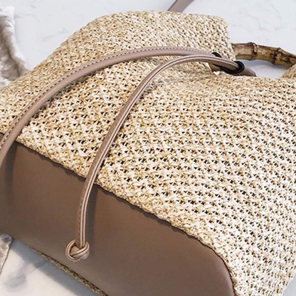 Straw bucket drawstring Bag - Picture 3 of 7